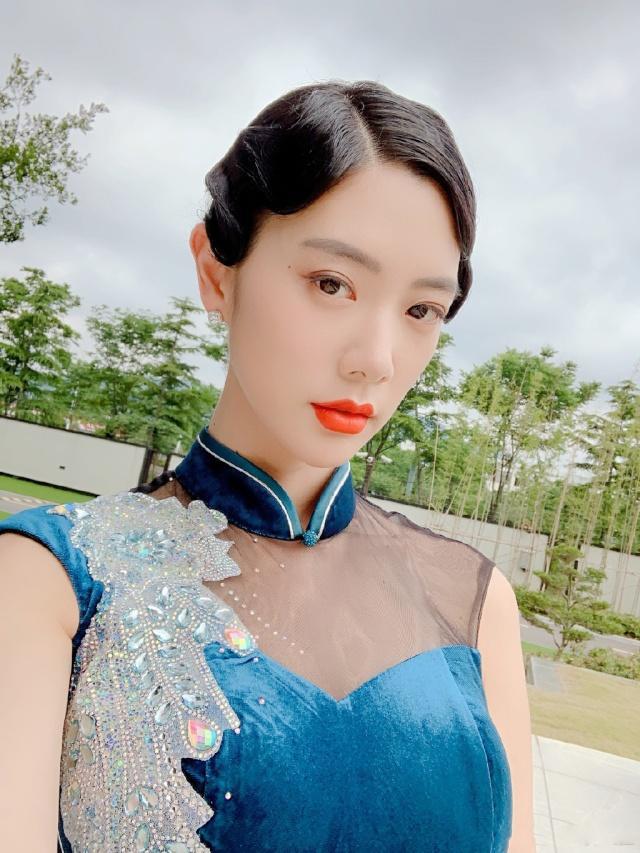 香烟独白 一对一